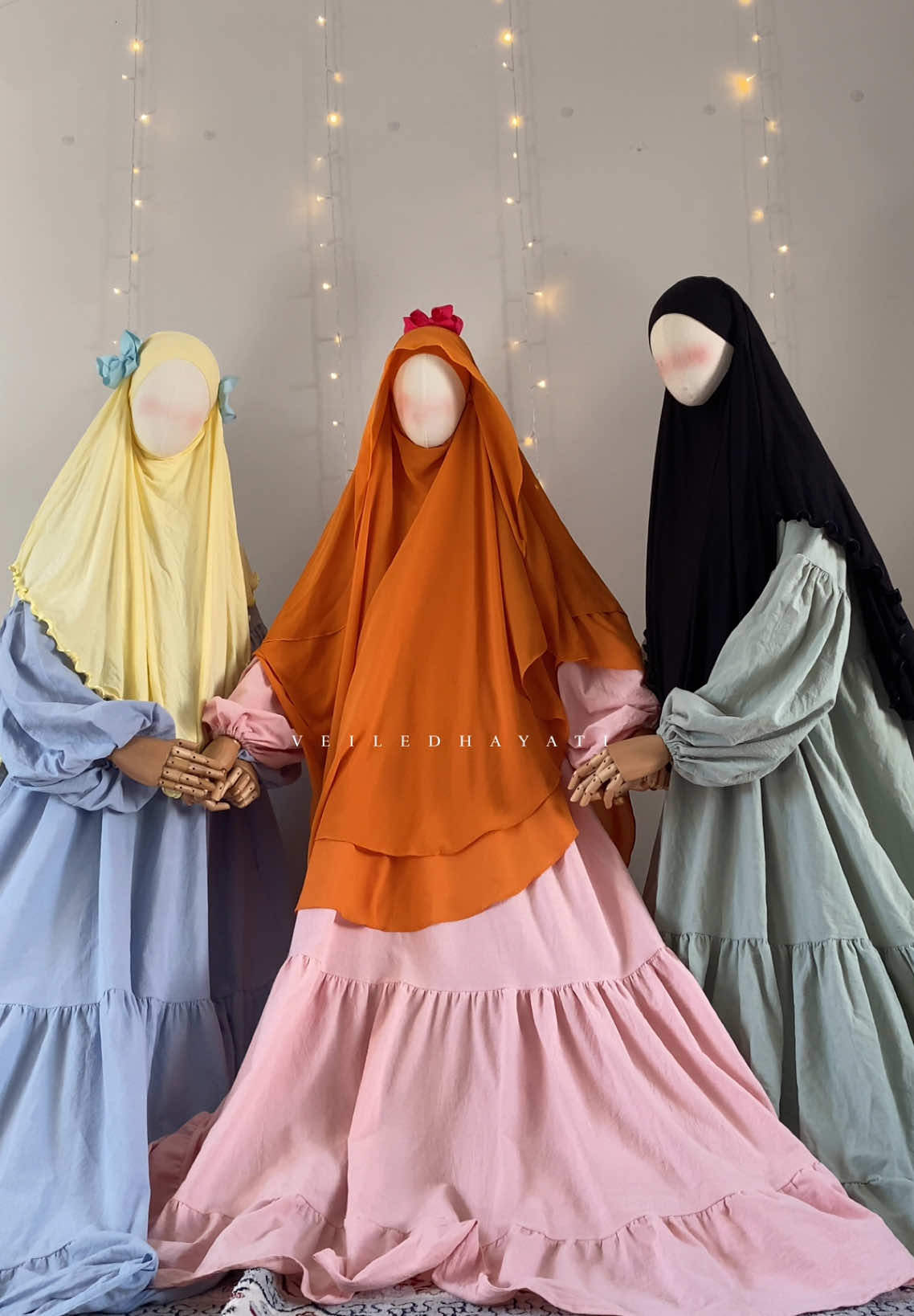 @𝒱𝑒𝒾𝓁𝑒𝒹 𝐻𝒶𝓎𝒶𝓉𝒾 &reg;