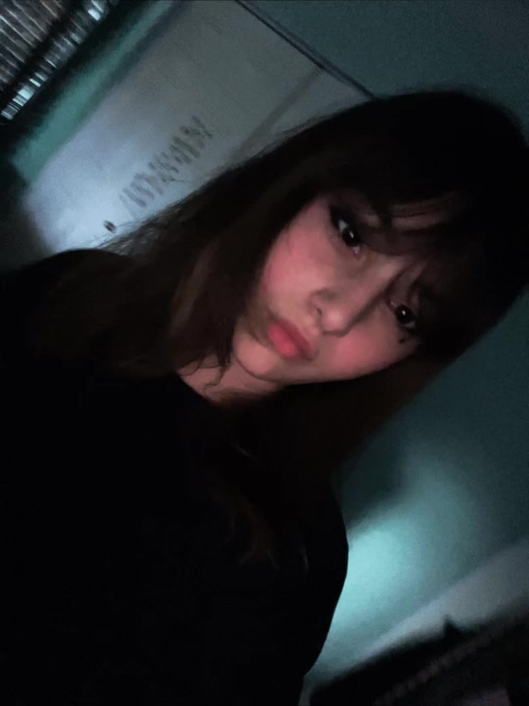 @👾