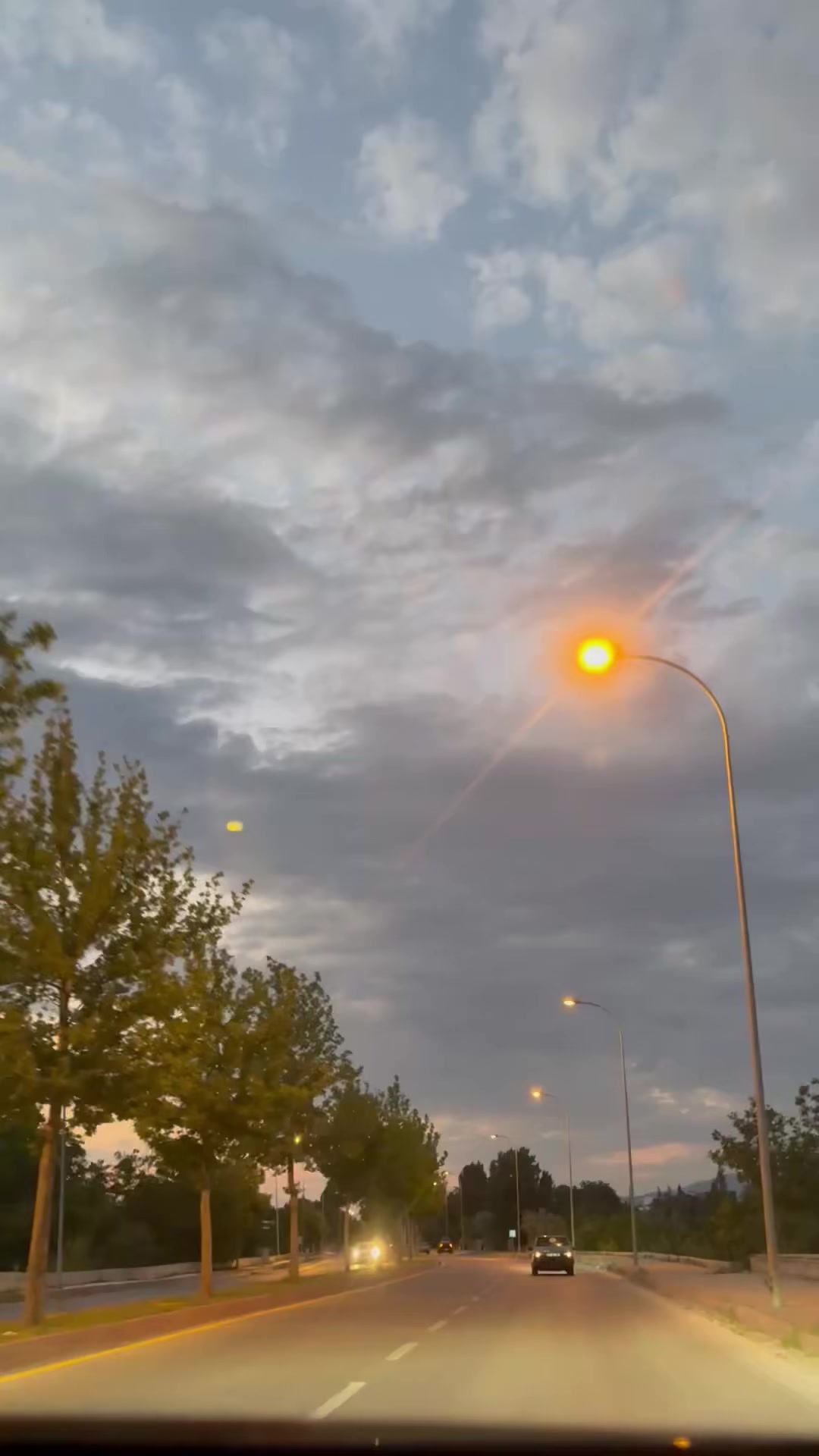 @bir g&uuml;nes