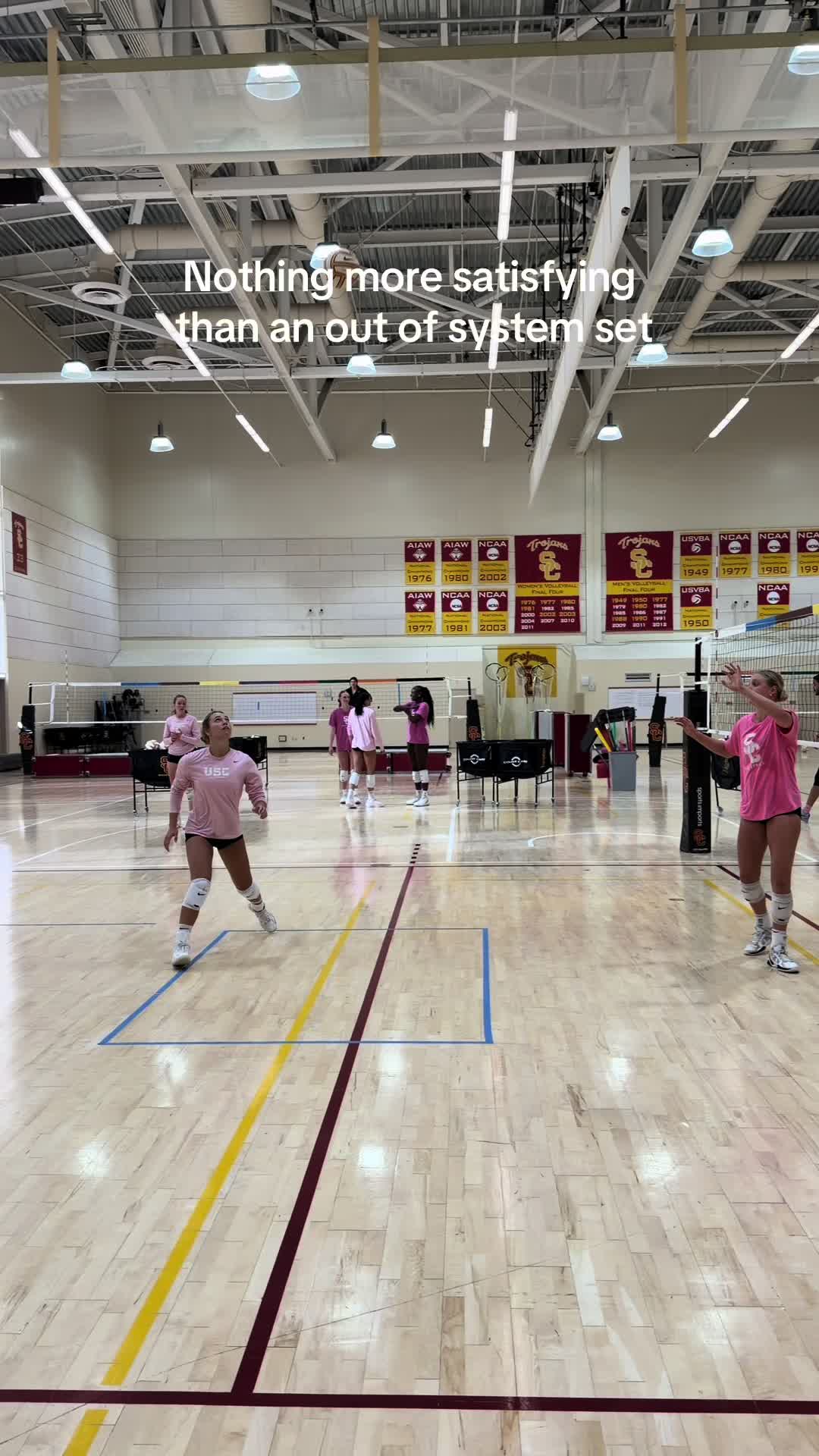 @uscwomensvolley