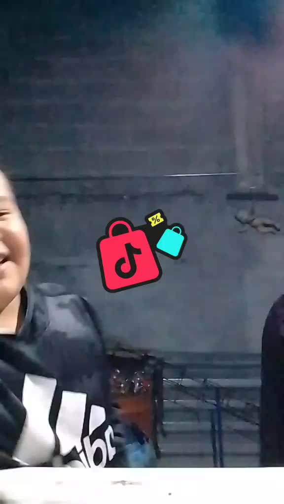 @Derek antuan🤟