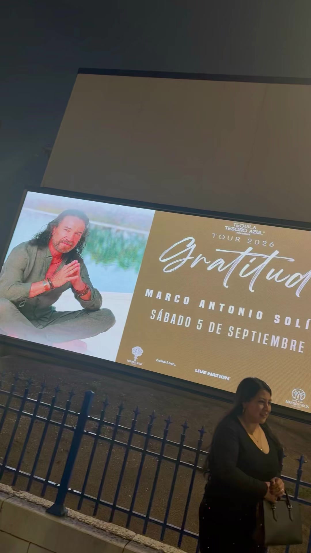 @Laura🦋