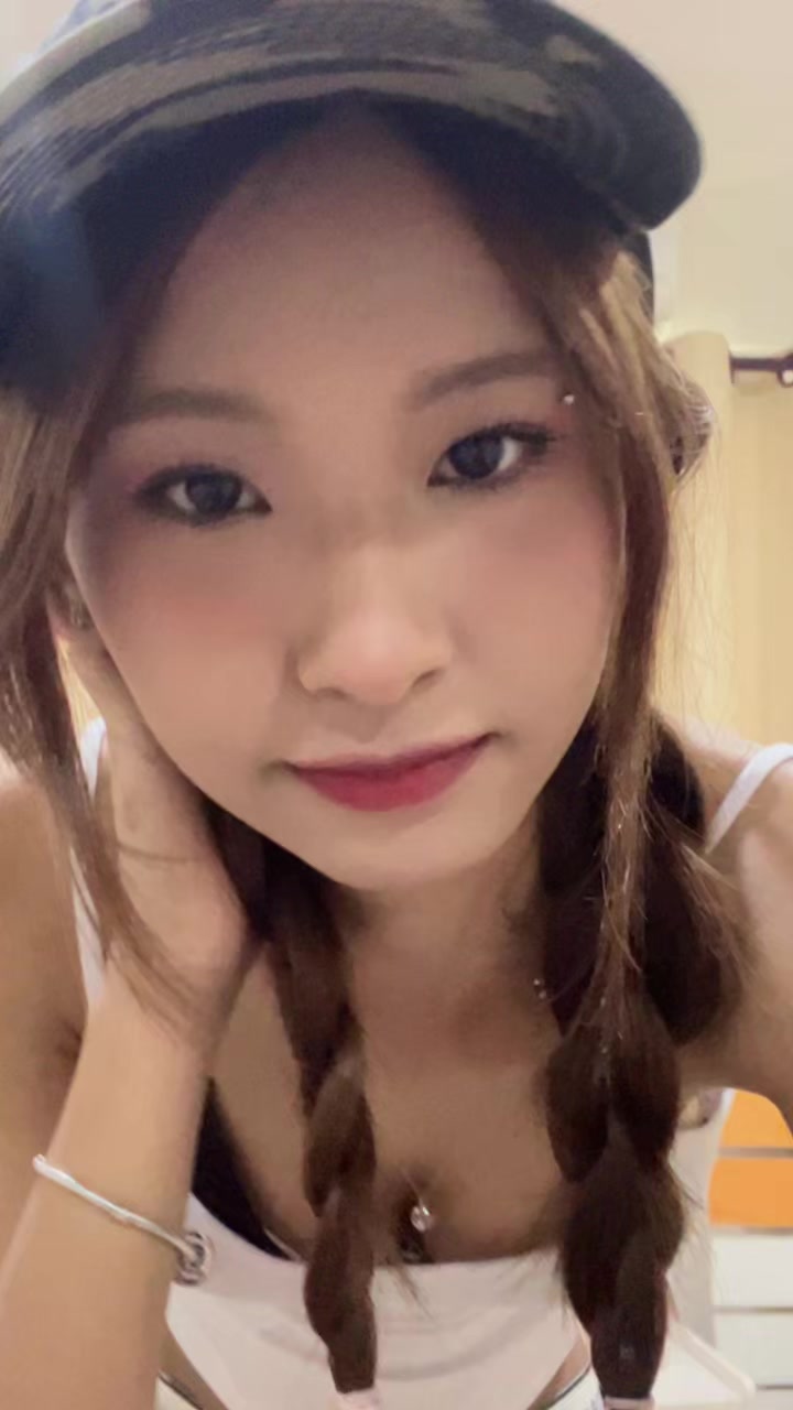 @มอมีน ⋆&deg; 𐙚 ₊⋆𖦹 ⋆｡✩