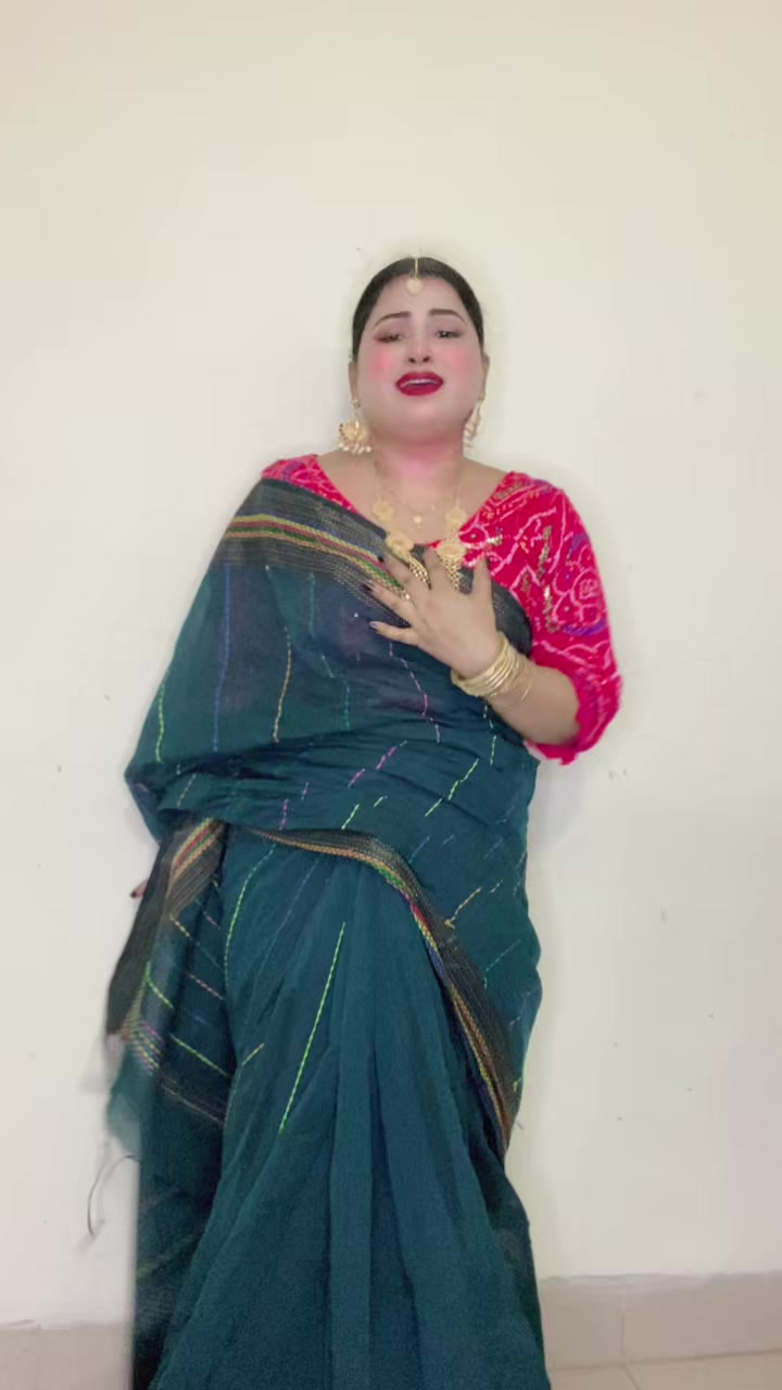 @Sharmin Shila cream apađ