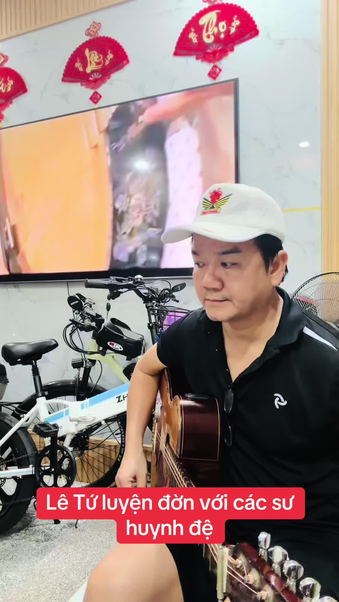 @LÊ TỨ-HÀ NHƯ