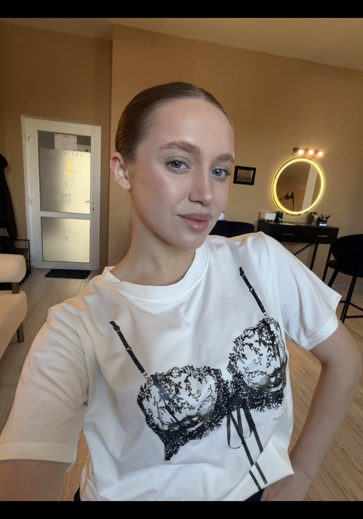 @apollinariyaa