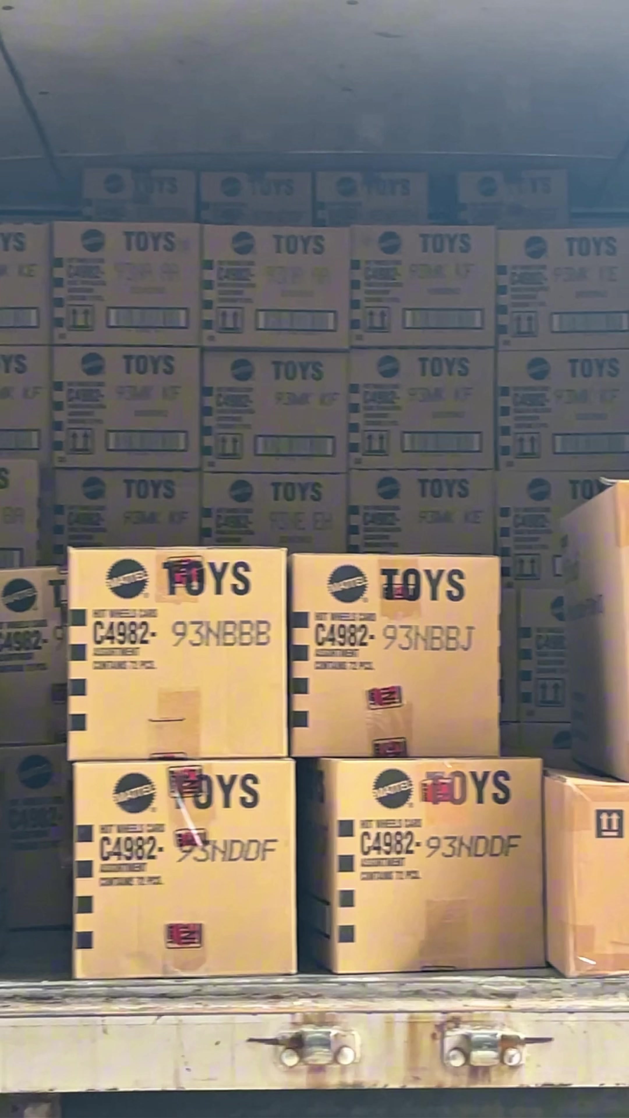 @Toys Lifestyle