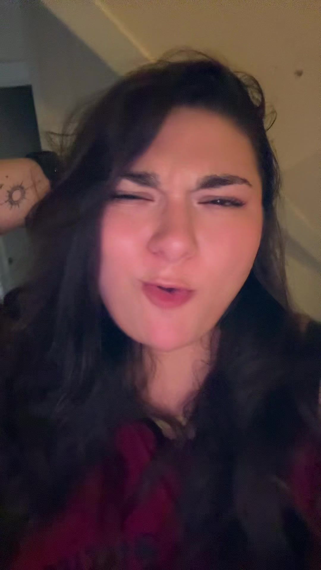 @KI