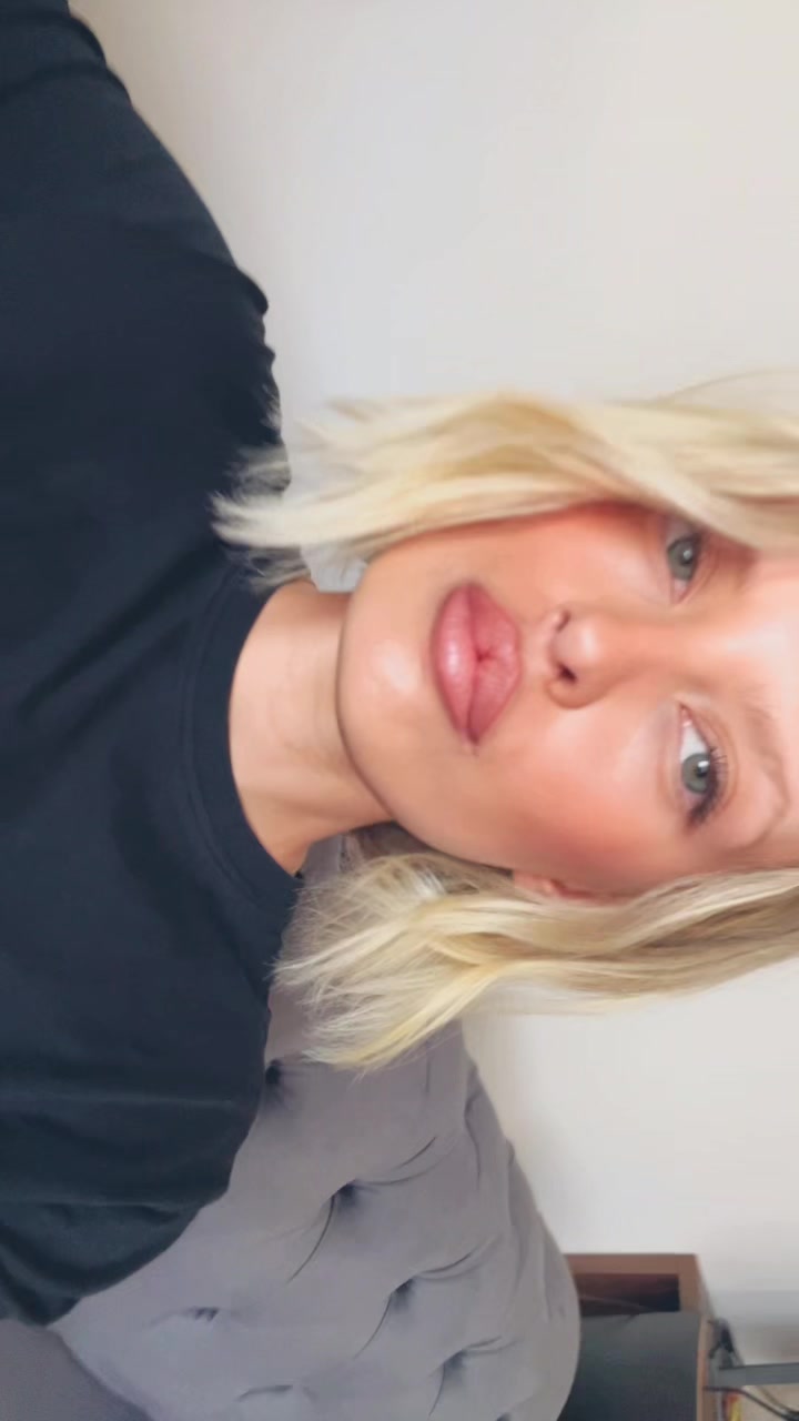 @Andjela