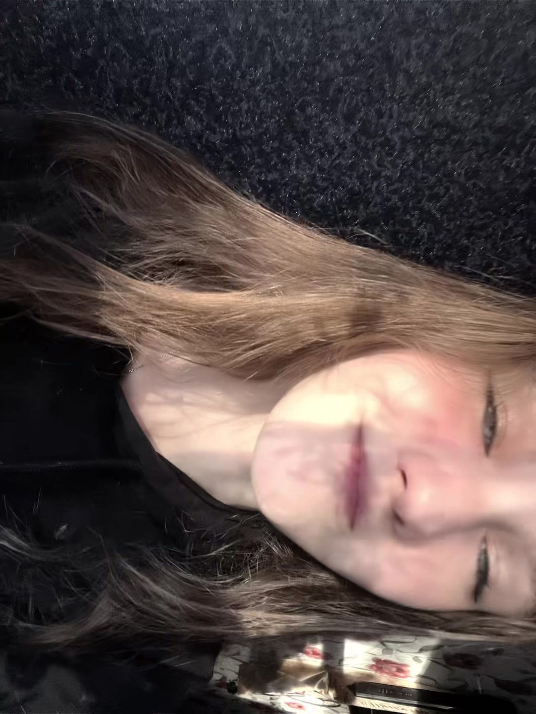 @Аника✨