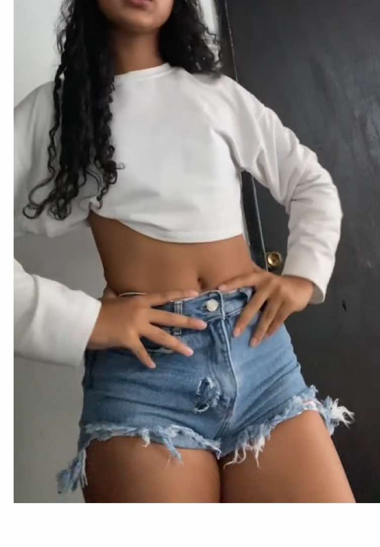 @Adriana Rangel