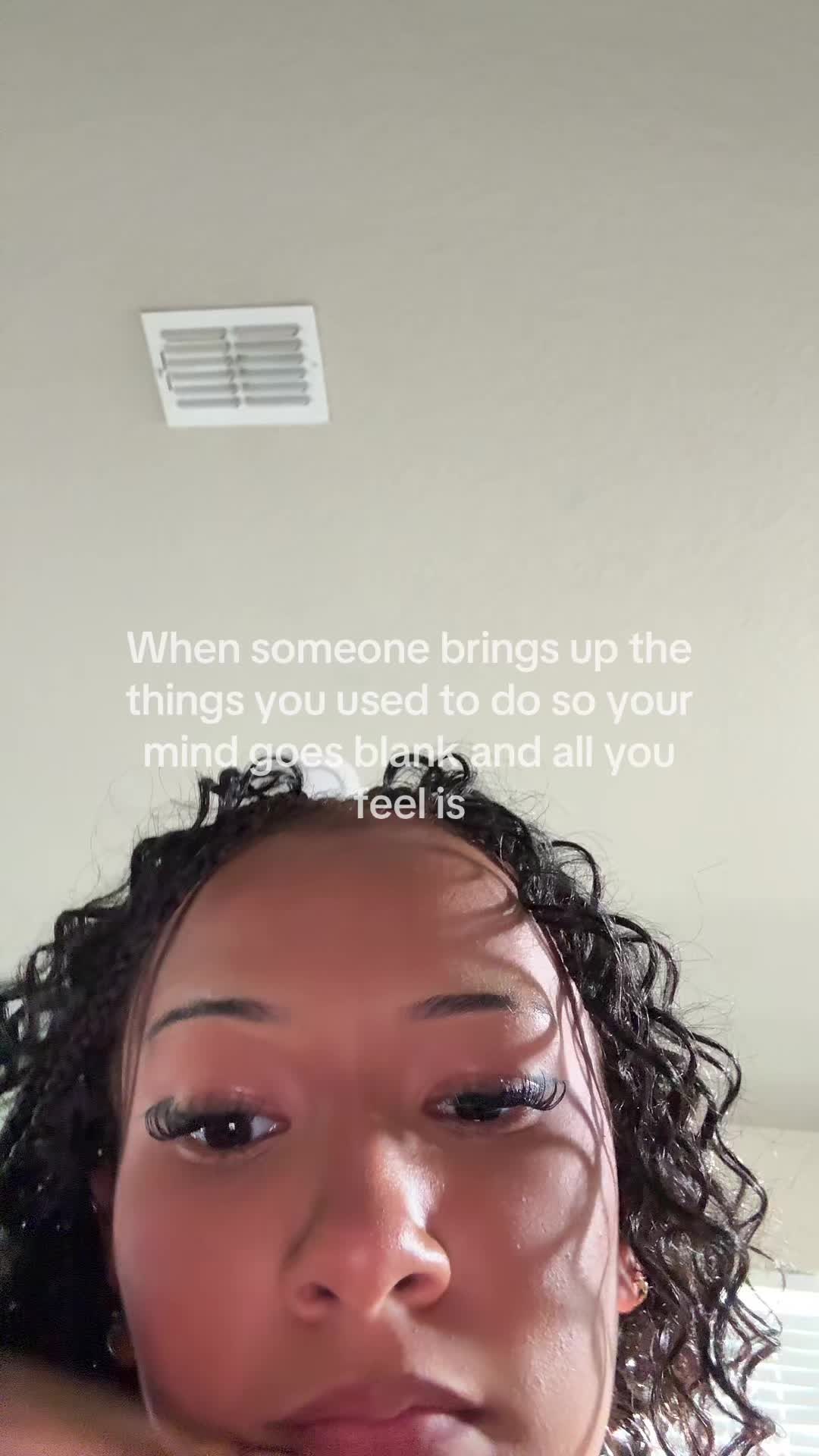 @JelissaTay🧟♀️