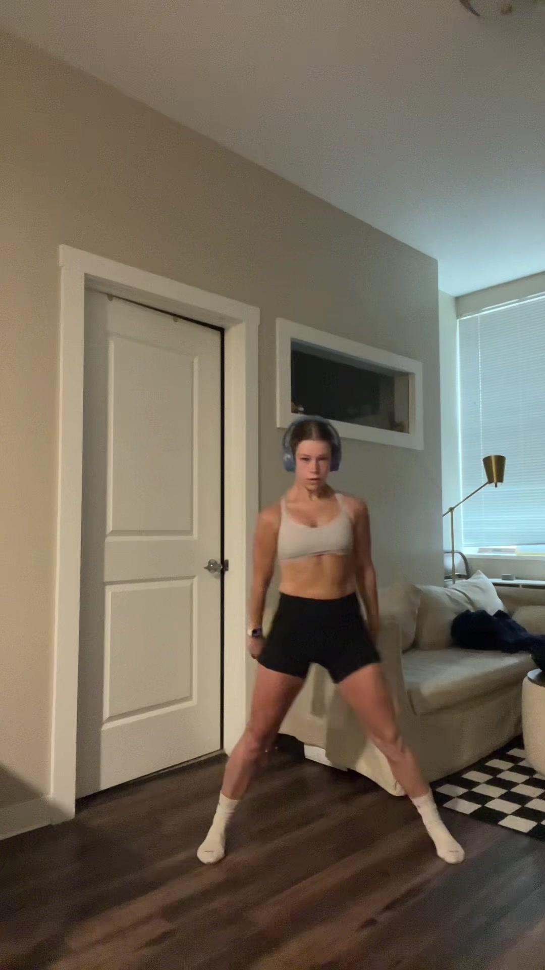 @melaina_kramer