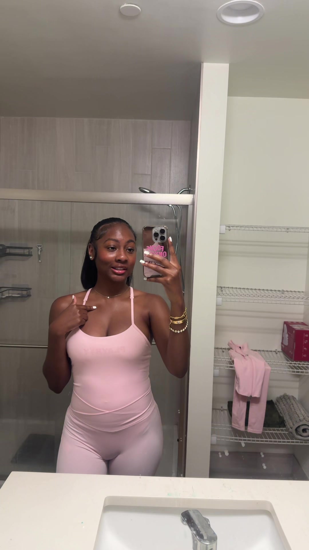 @SHANIAMONAEEEE