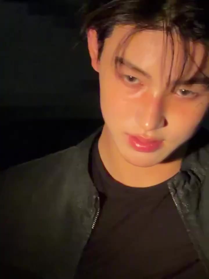 @kneepanini saw txt🥣