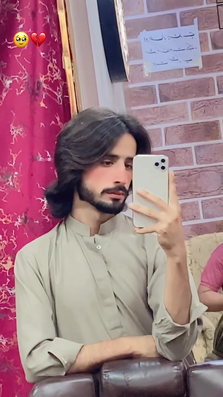 @💔 BarBad 😞 Zindagi 🥹