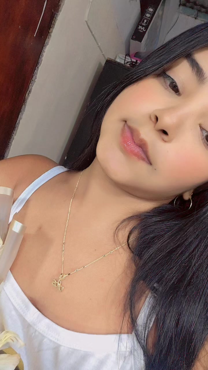 @Génesis Alexandra🩷✨️