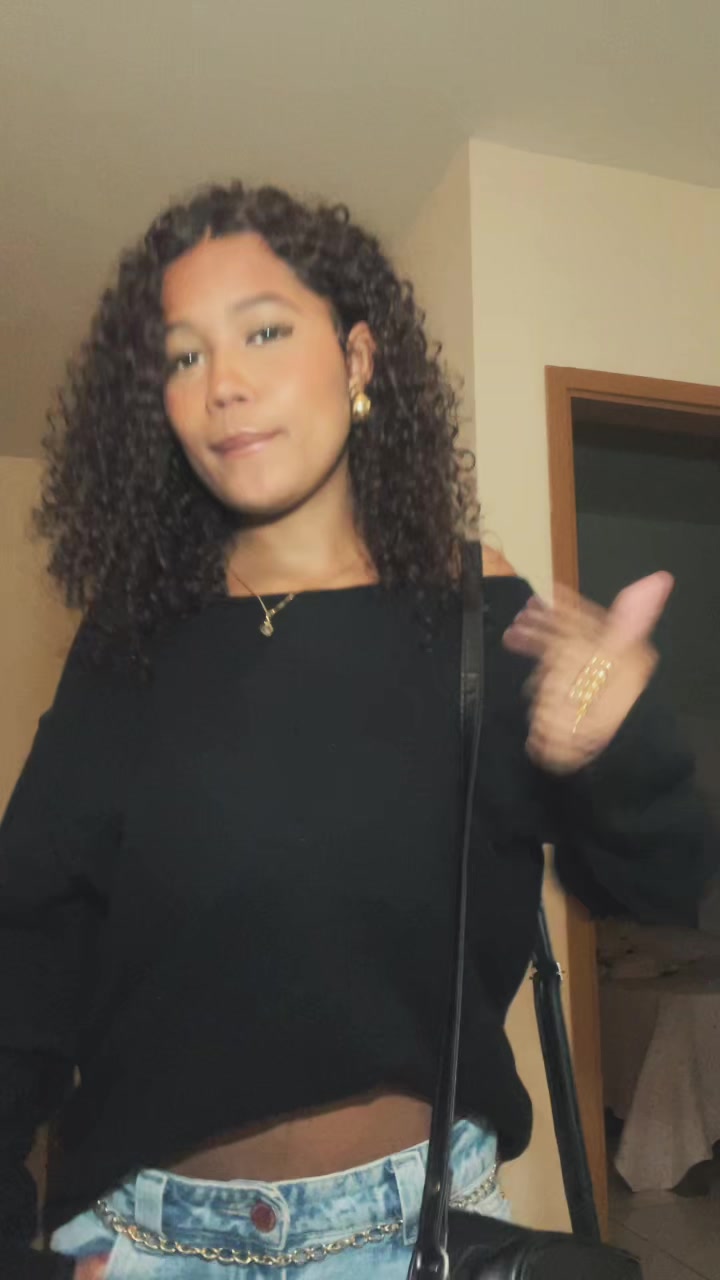 @iwishiwasanormalgirl
