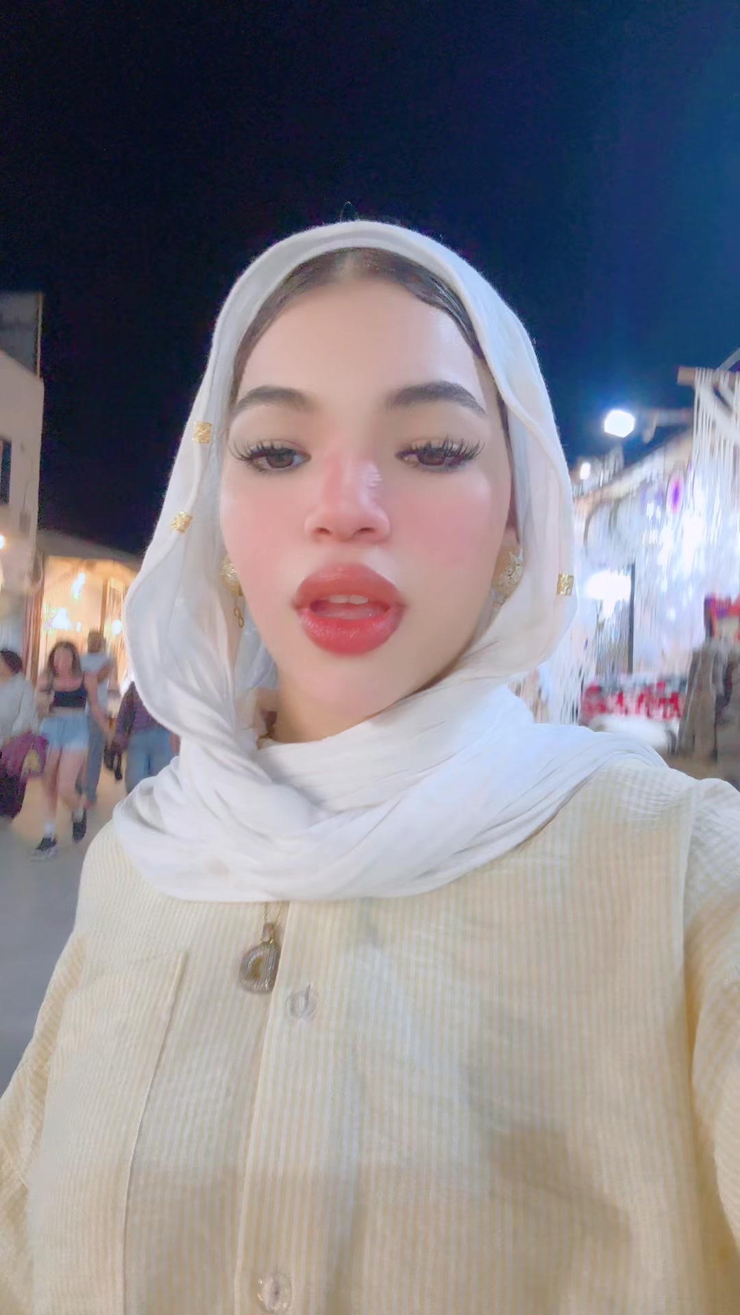 @لفي بينا ي (دنيا)