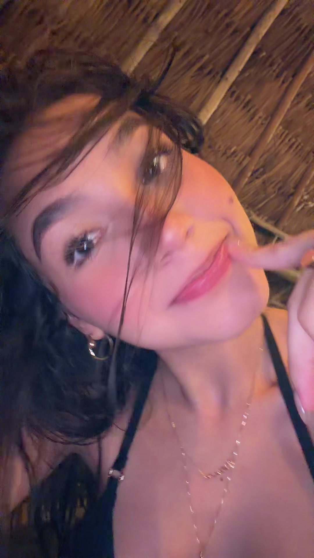 @oficialmaryaguilar