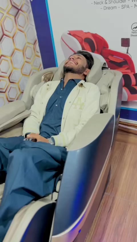 @MR . G u ج e r