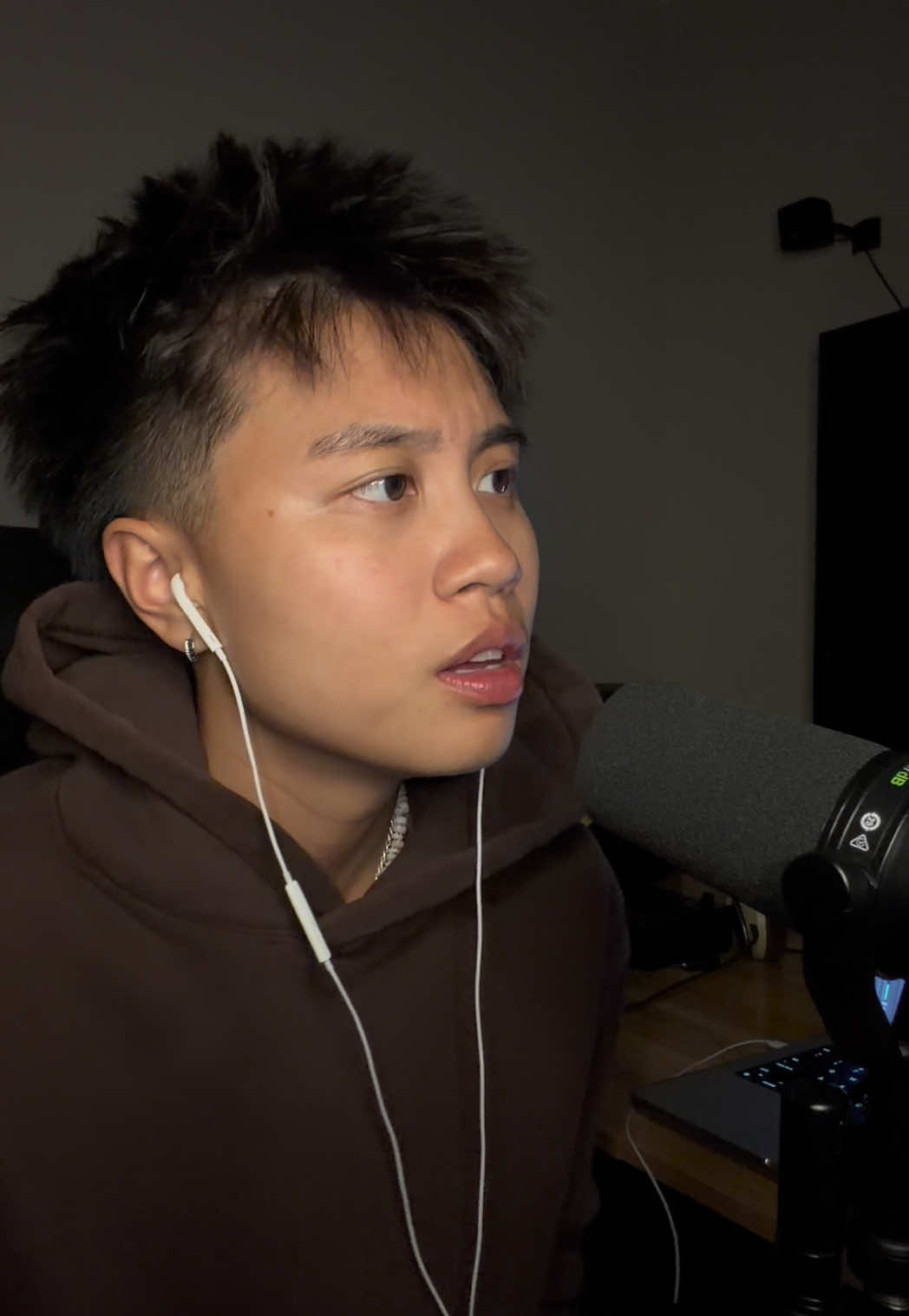 @Em