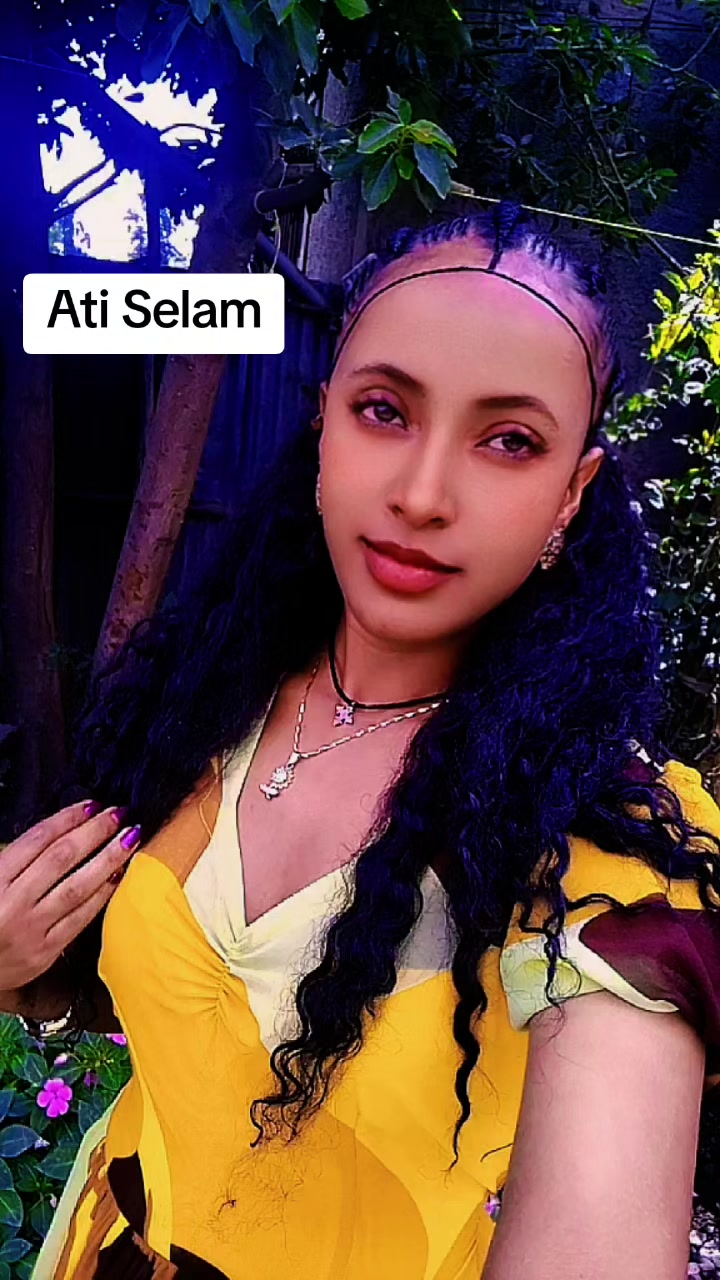 @Queen@16👸🧚&zwj;♀️