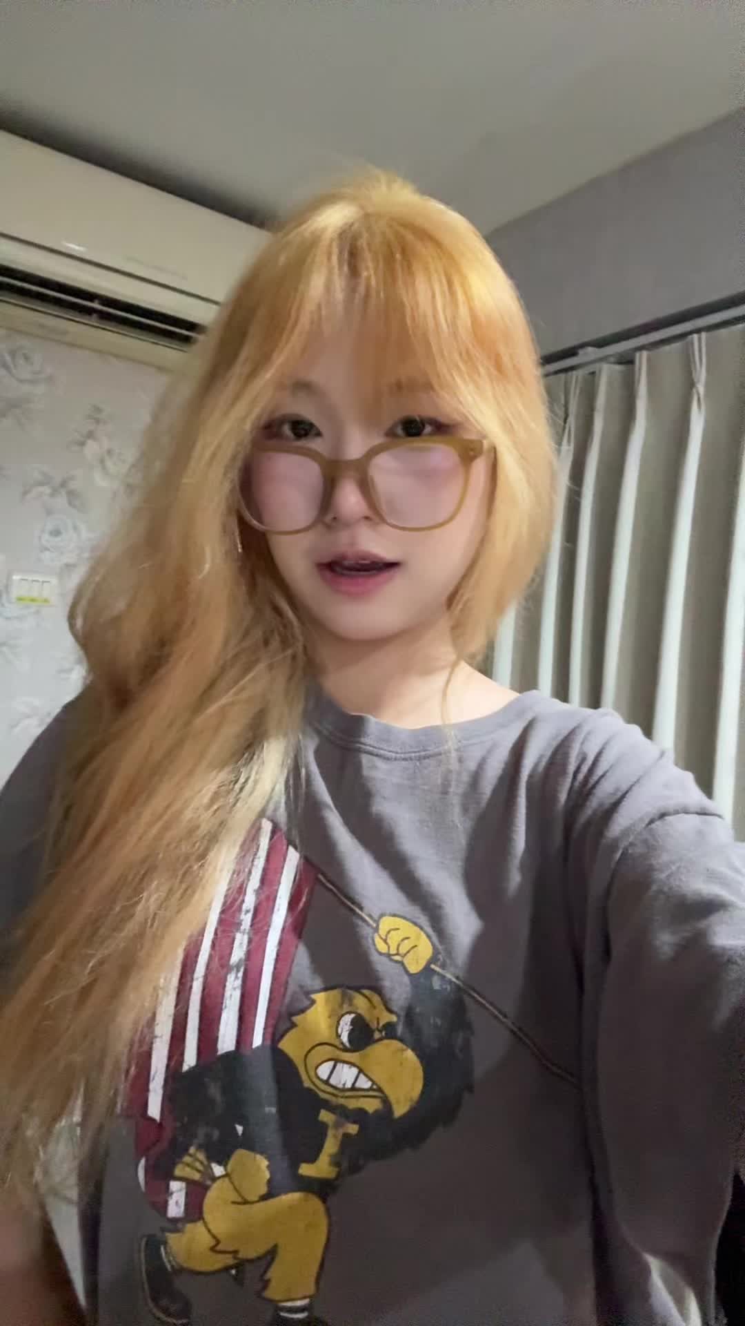 @แว่นดิวะ