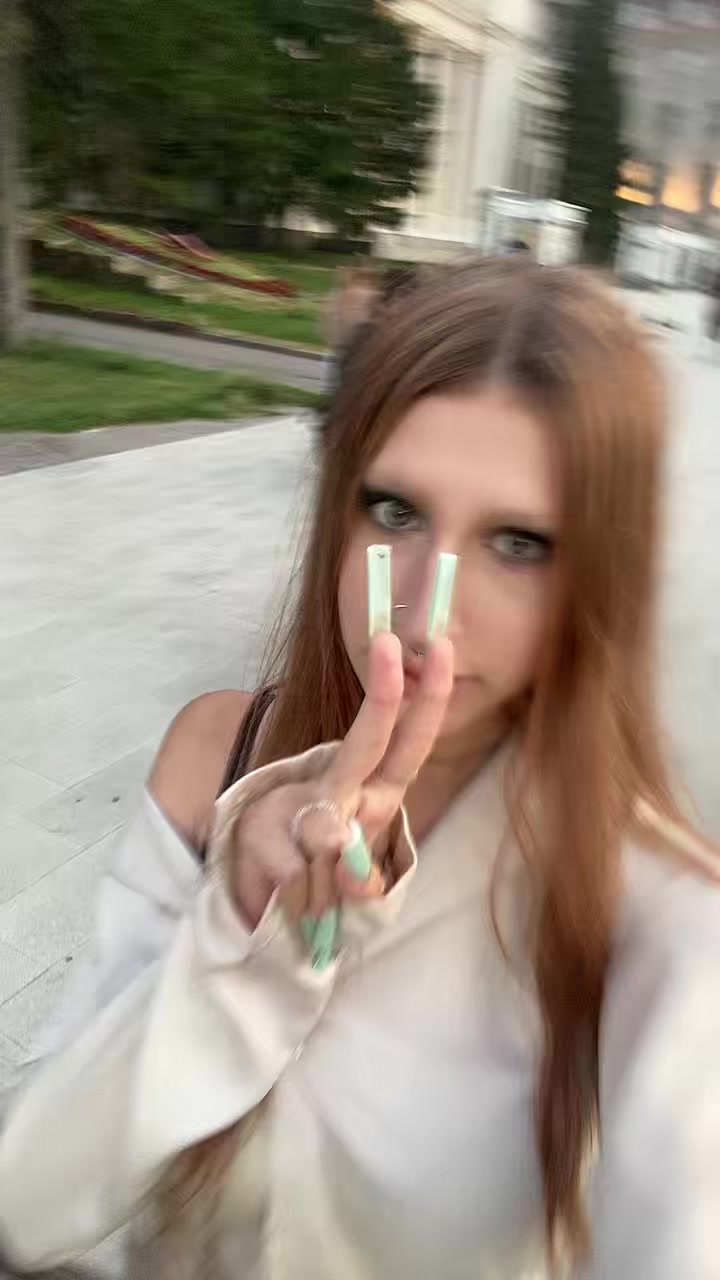 @лиза ваумяу