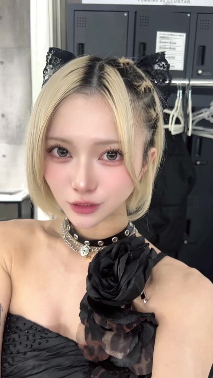 @るりにゃん