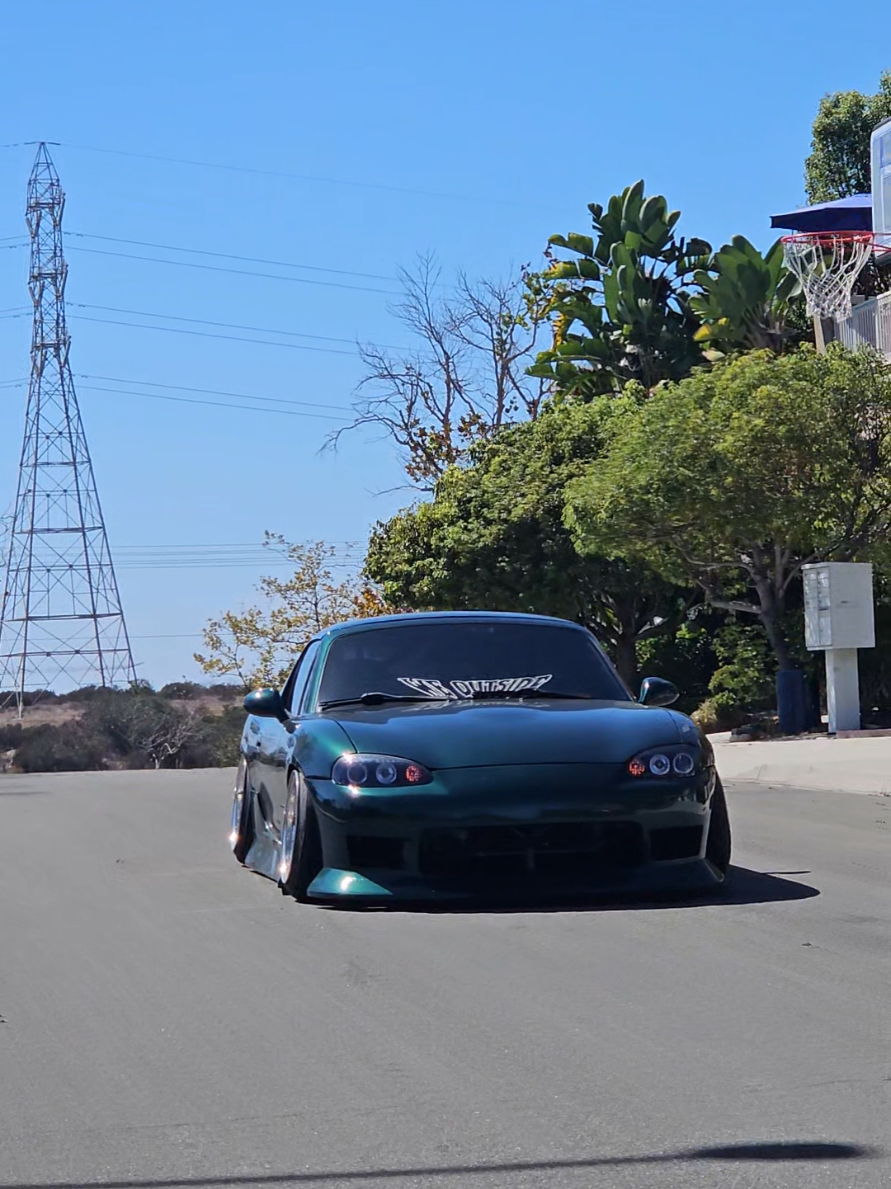 @Moist_Yata