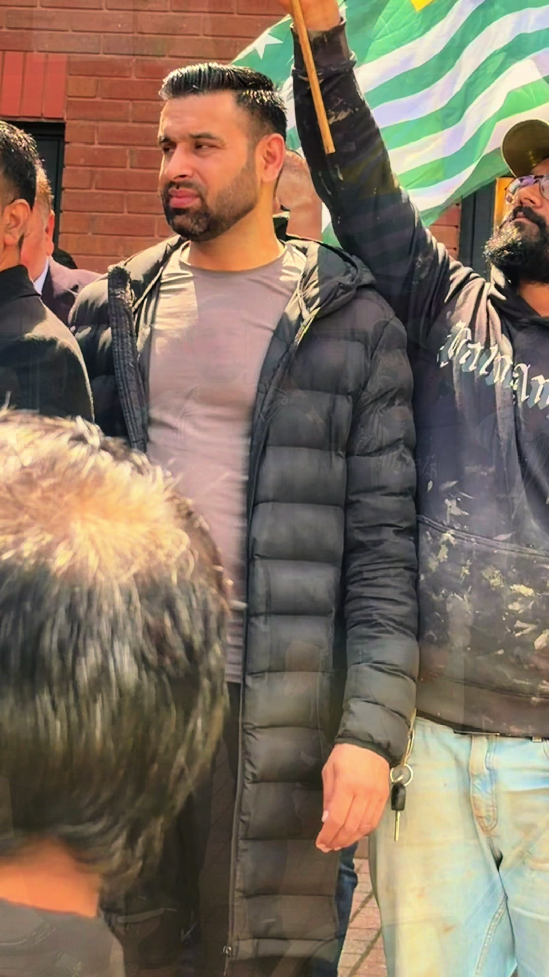 @Syed Mohib Kazmi