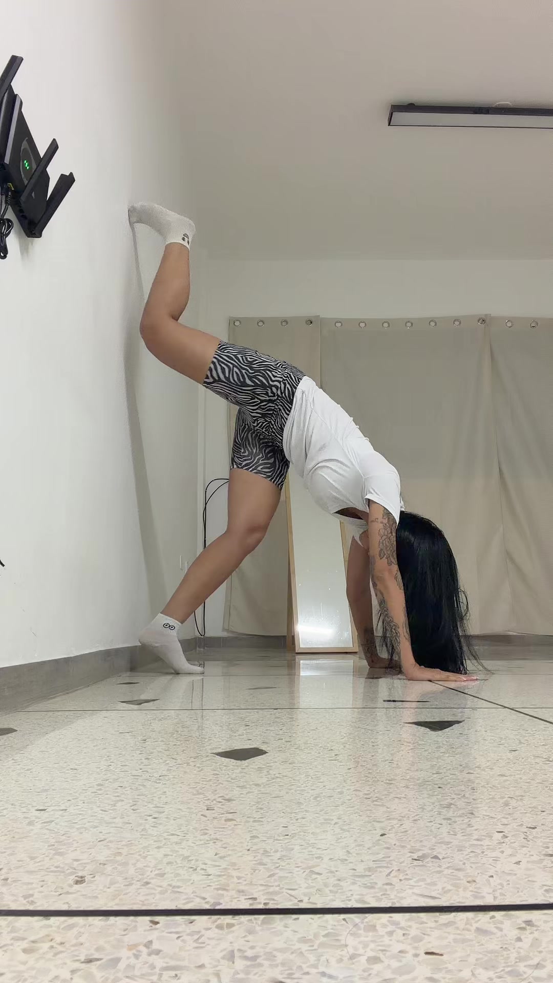 @eli_aa2208
