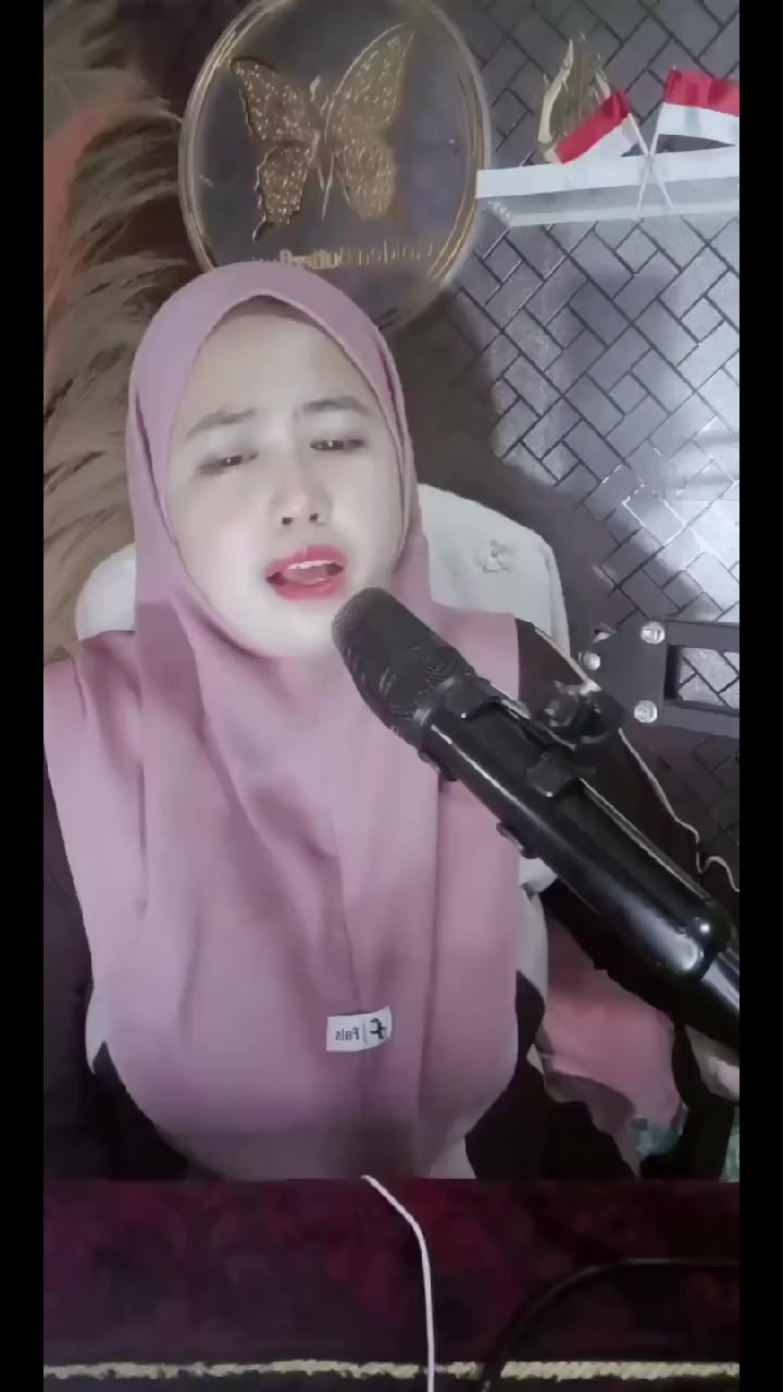 @👉 Apriliyani 👈