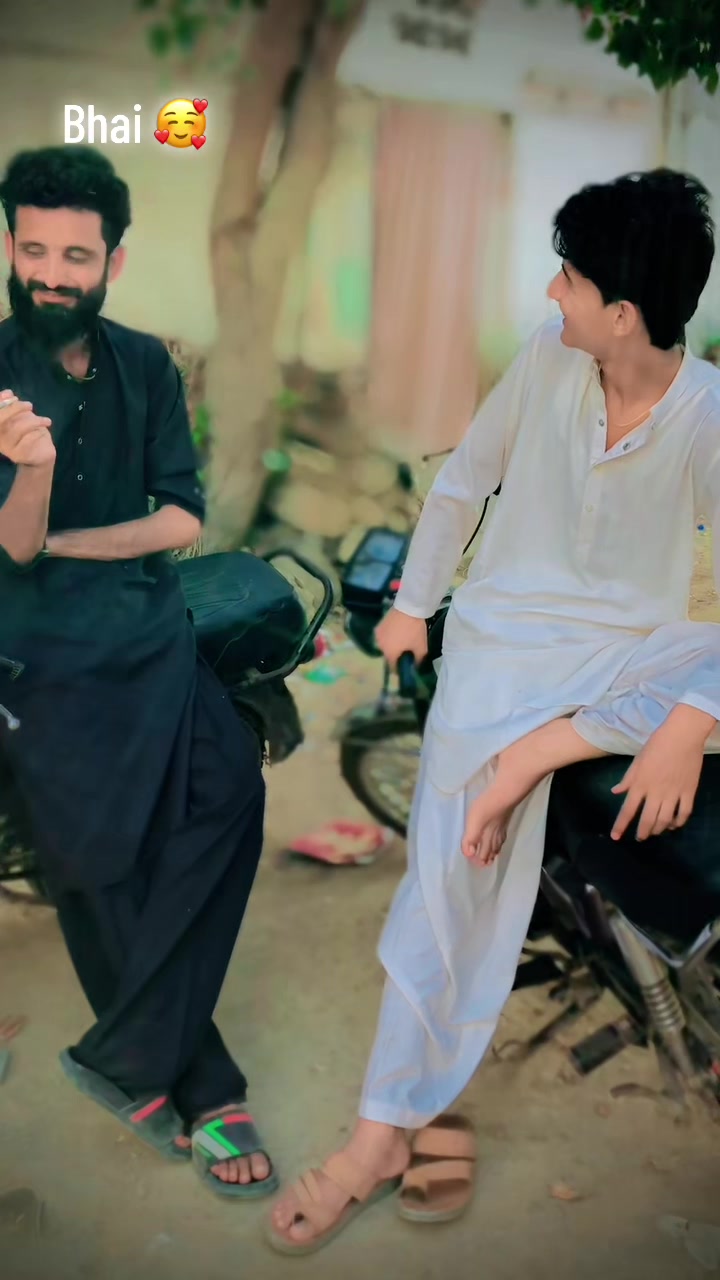 @BIlALKHAN  🇧🇹. 377.  🇧🇹