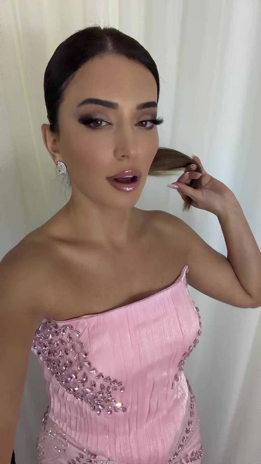 @ayselomerofficiall