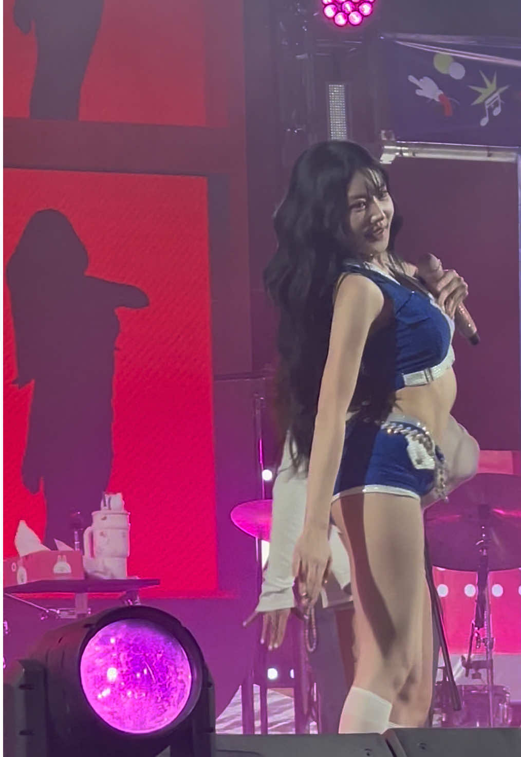 @aaongfrongg