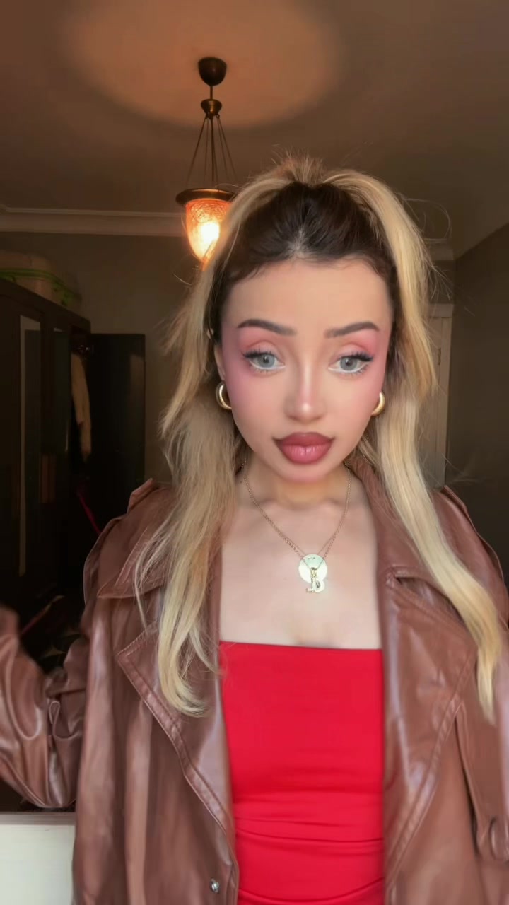 @Лара