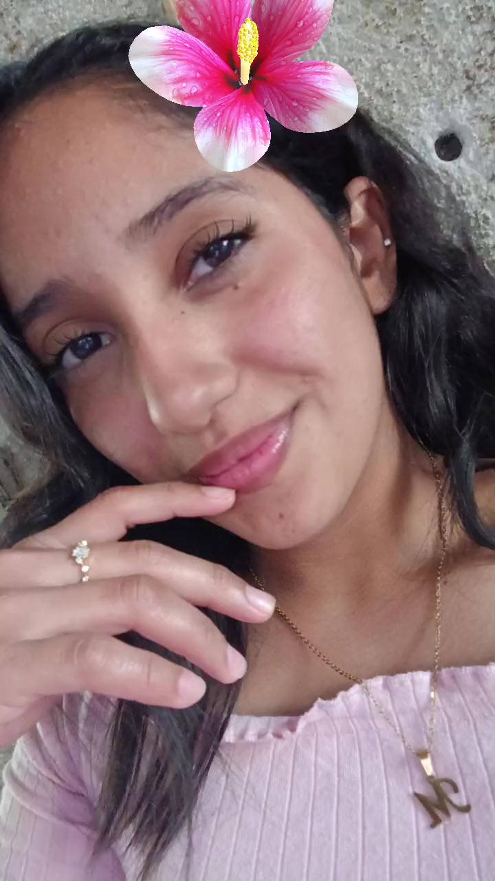 @Mely🦋