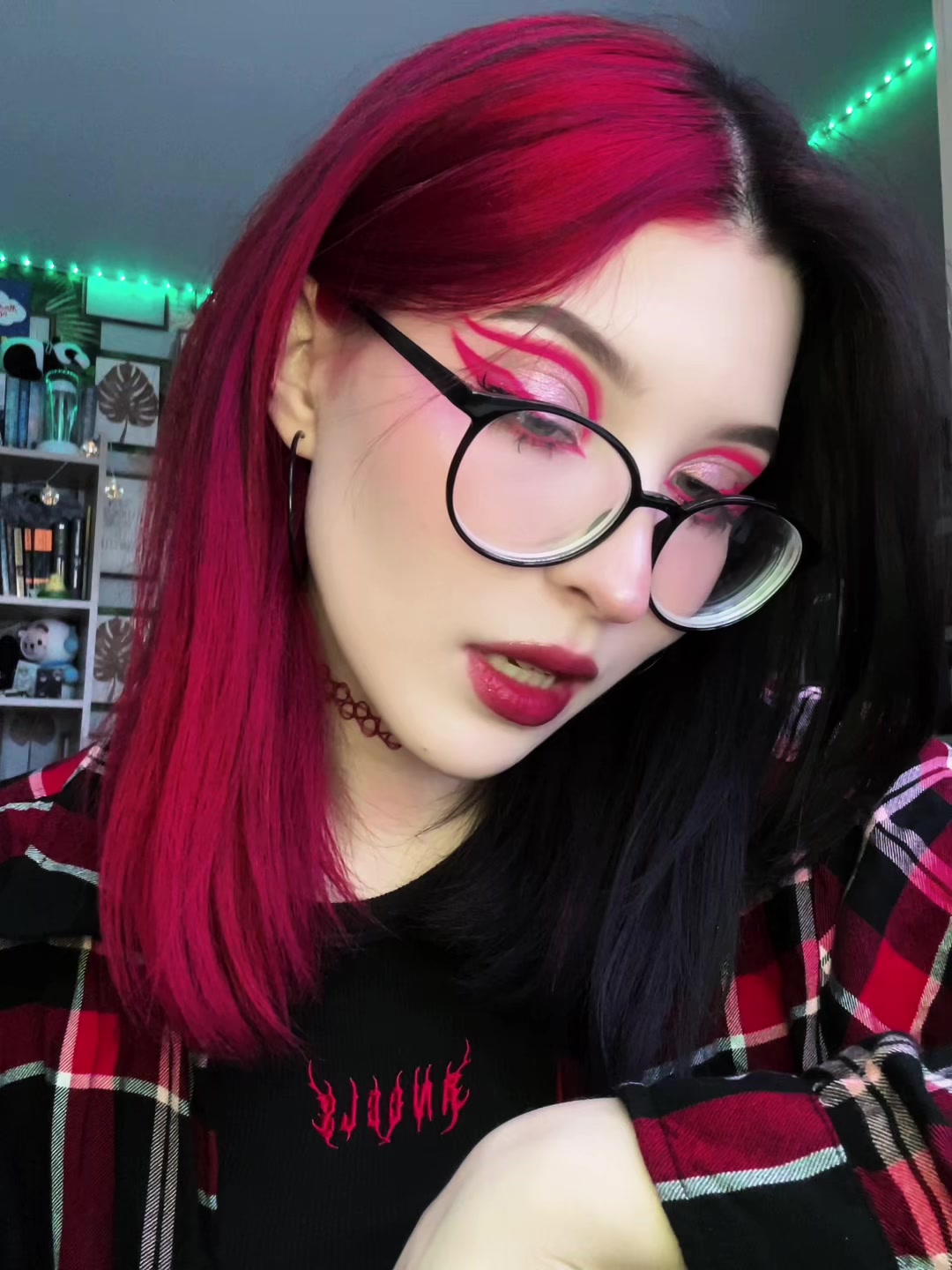 @лика🐈⬛🖤