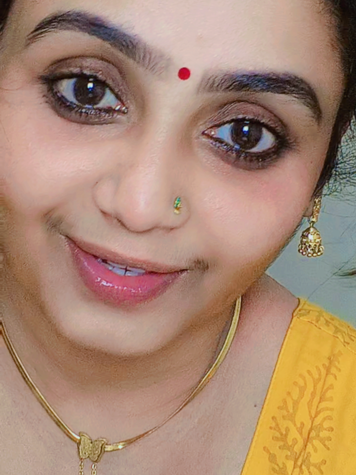 @🧿🦋DHanYA SUreSh🦋🧿