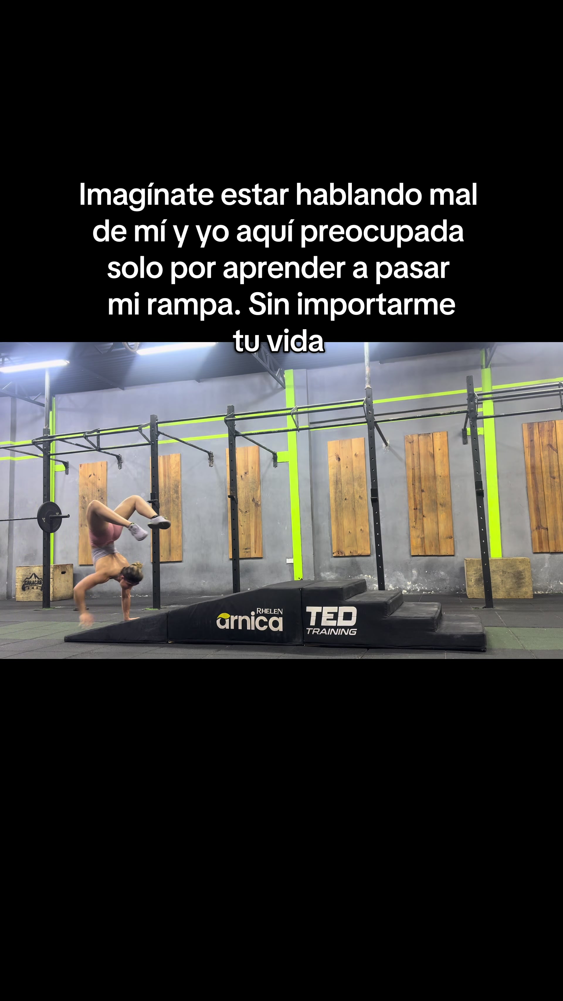 @Alejandra Urbano739
