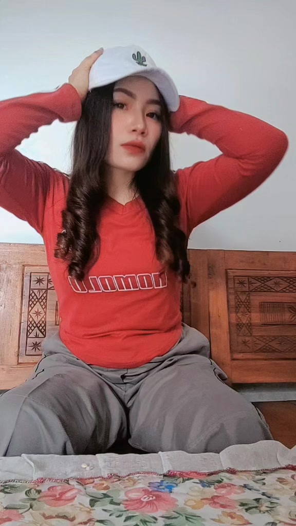 @Claudia Veronita
