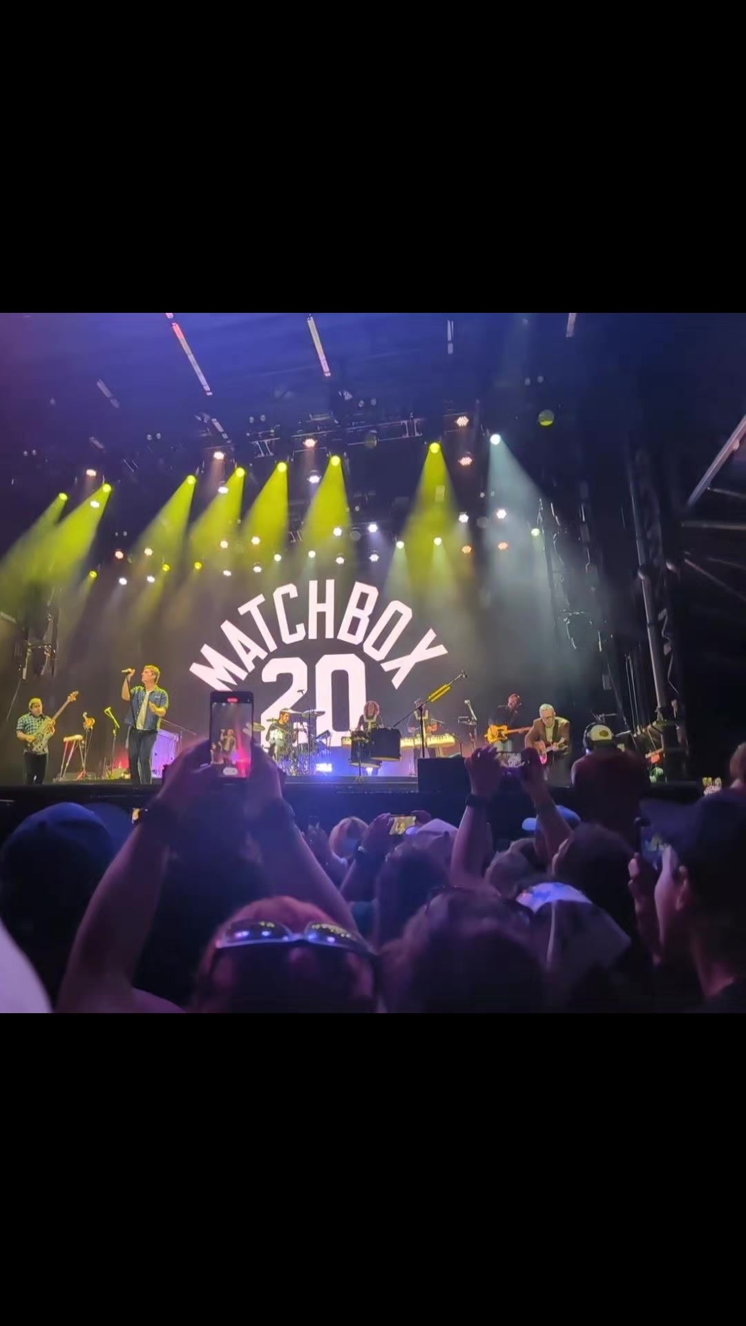 @Nicole🇨🇦