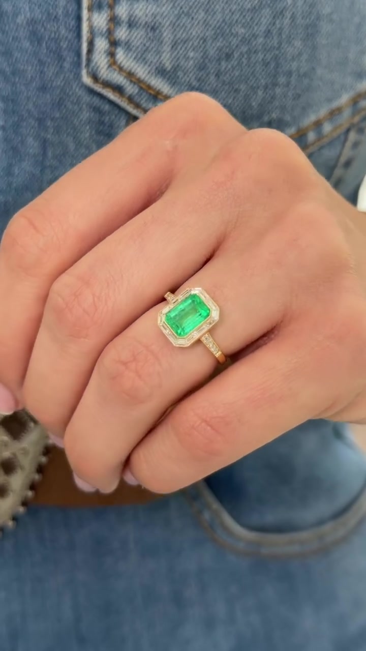 @JR Colombian Emerald