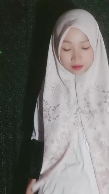 @𝗡𝘂𝗿🌻