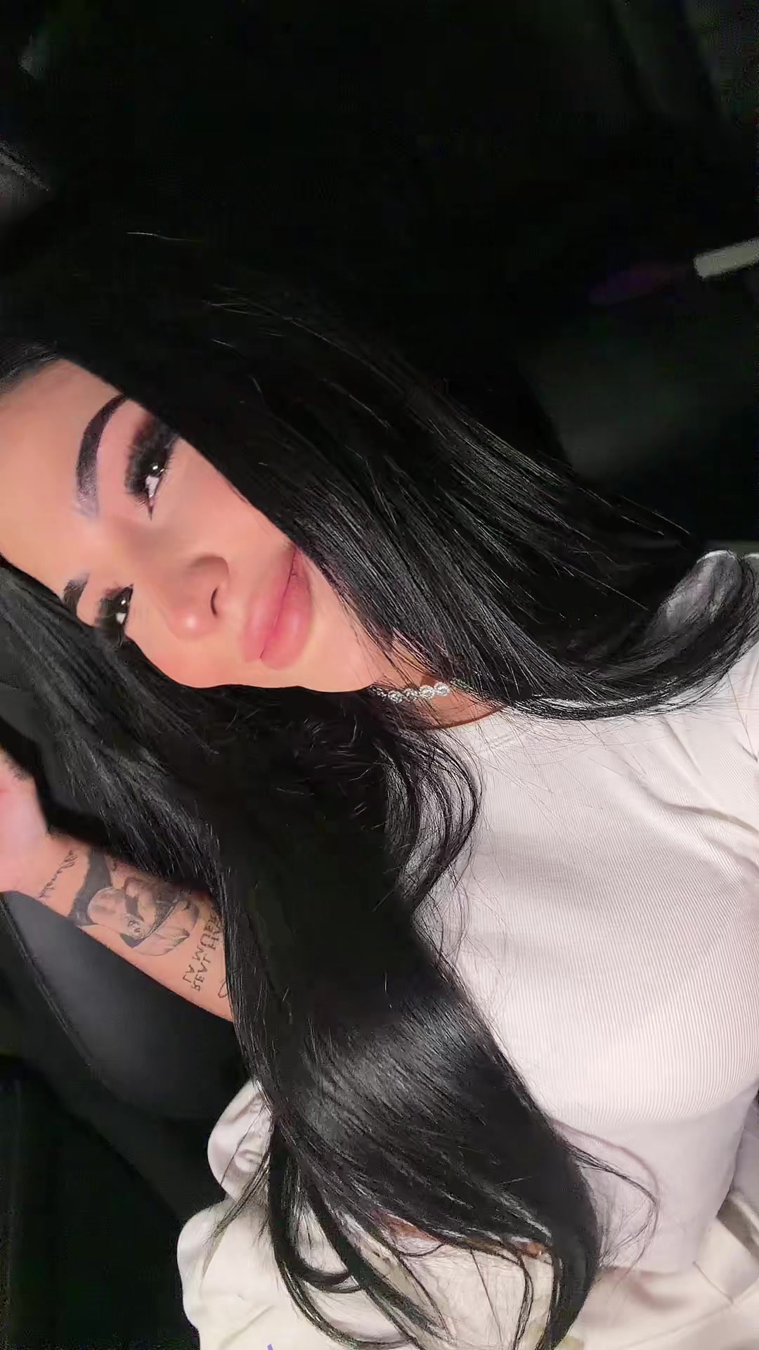 @fiorellaaaa21