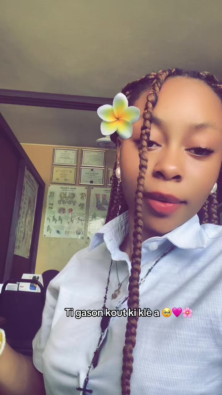 @S!P€ST@___N!C@ 🌸🦋✨
