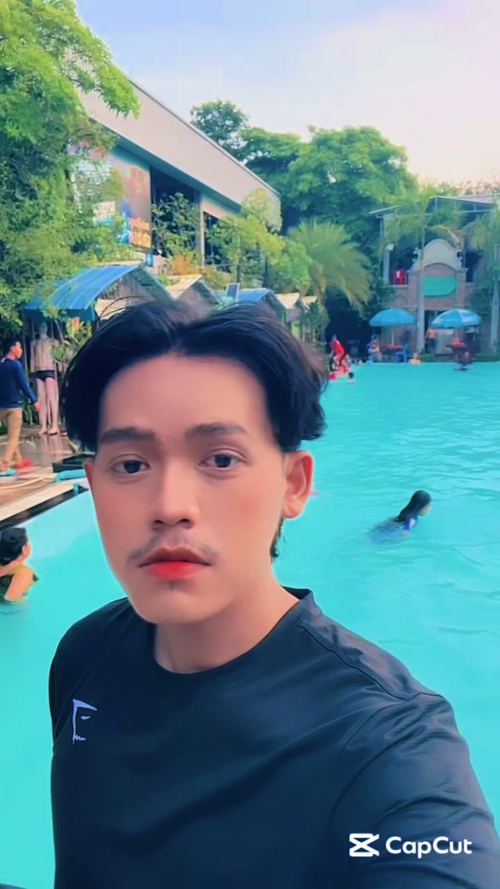 @Sophat Roeurn🇰🇭❤️
