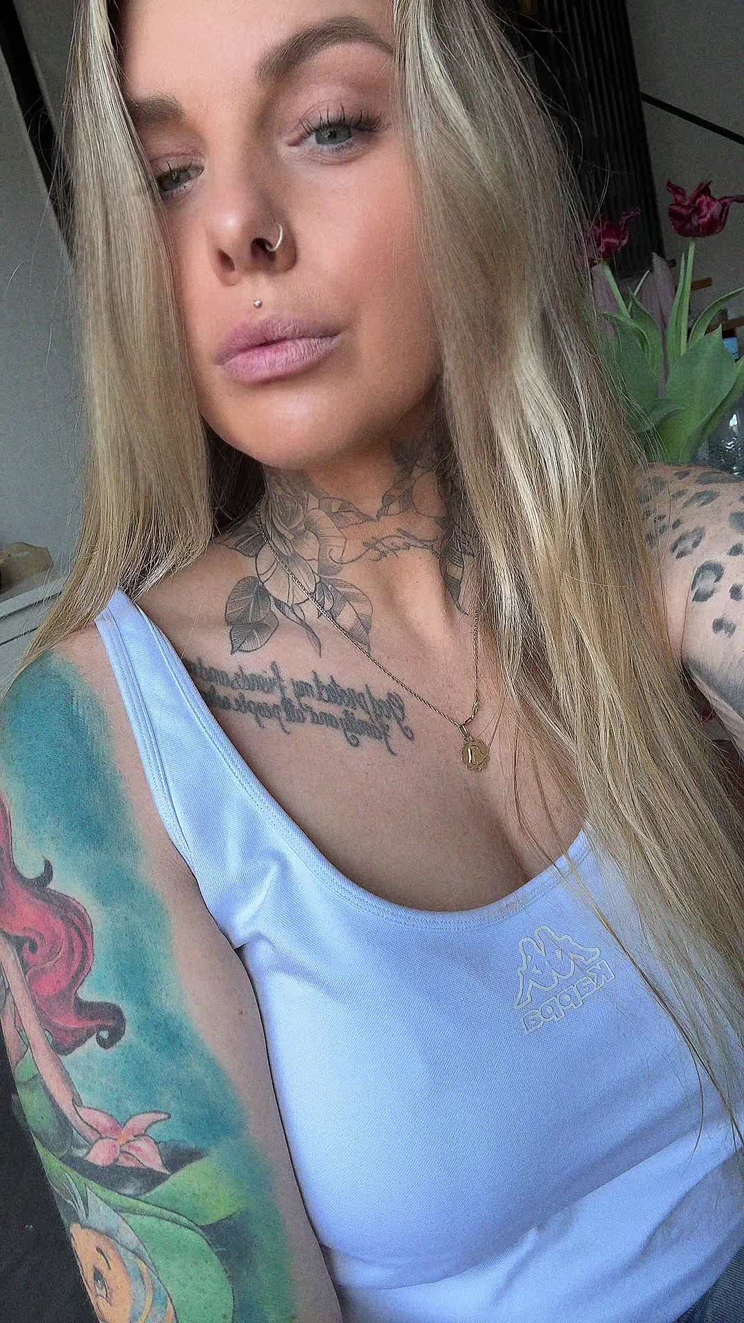@Angélika🇵🇱